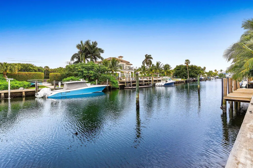 23 Sabal Island Drive Ocean Ridge, FL 33435