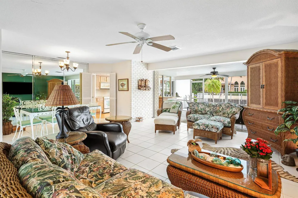 23 Sabal Island Drive Ocean Ridge, FL 33435