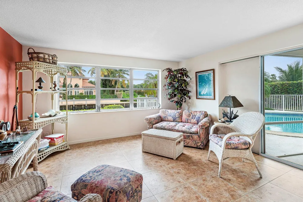 23 Sabal Island Drive Ocean Ridge, FL 33435