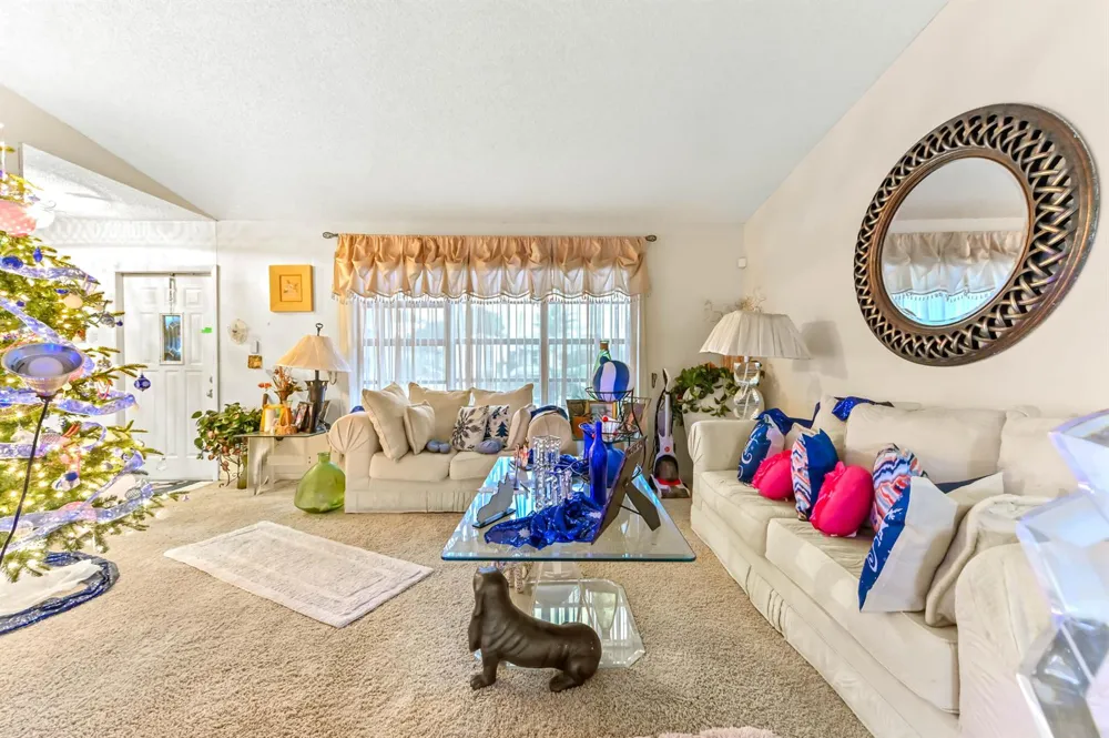 2531 Doral Way Riviera Beach, FL 33407