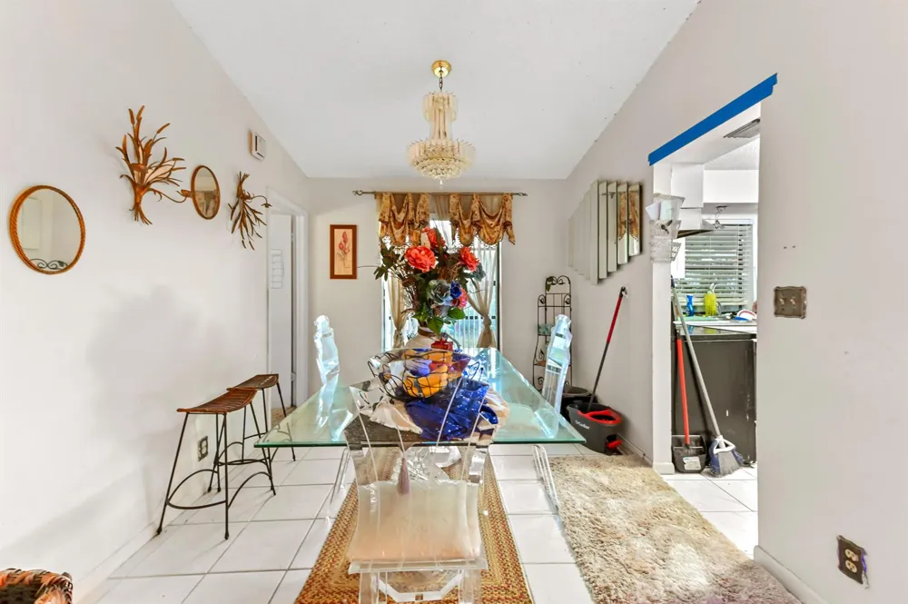 2531 Doral Way Riviera Beach, FL 33407