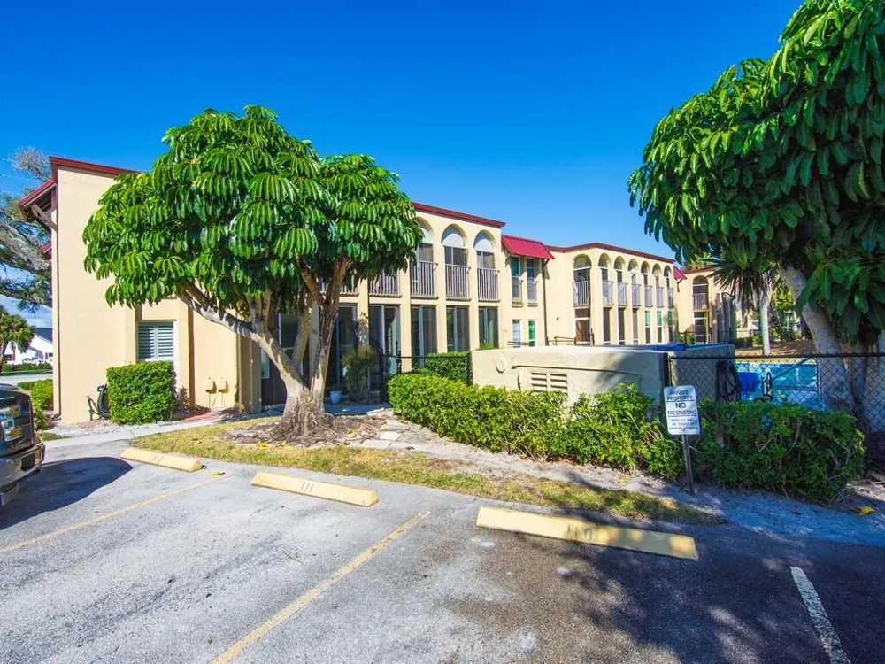 4150 Highway A1A #101 Vero Beach, FL 32963