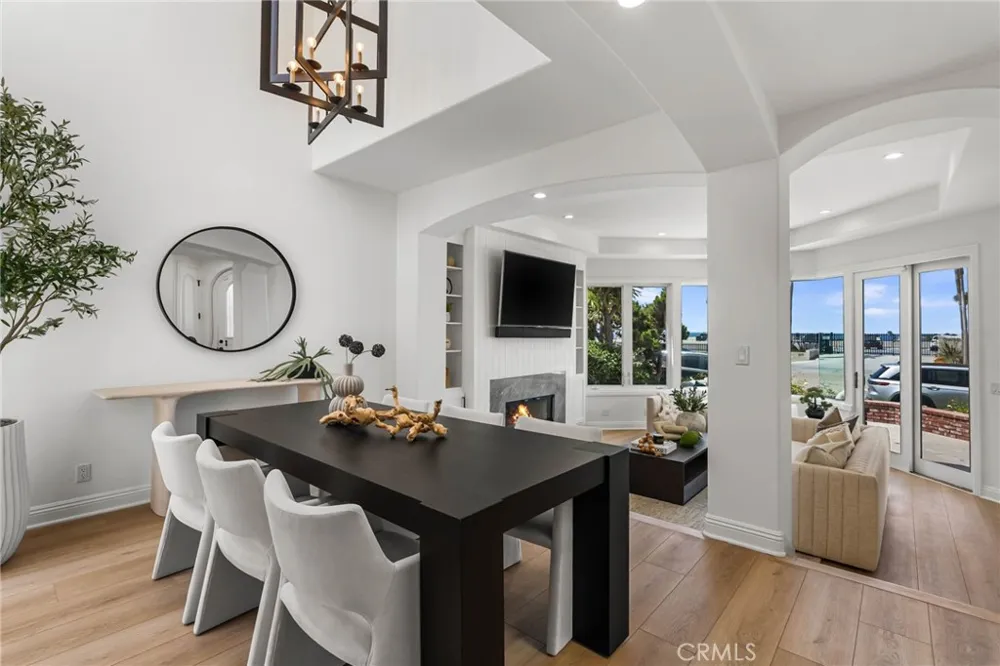 2508 Ocean Boulevard Corona del Mar, CA 92625