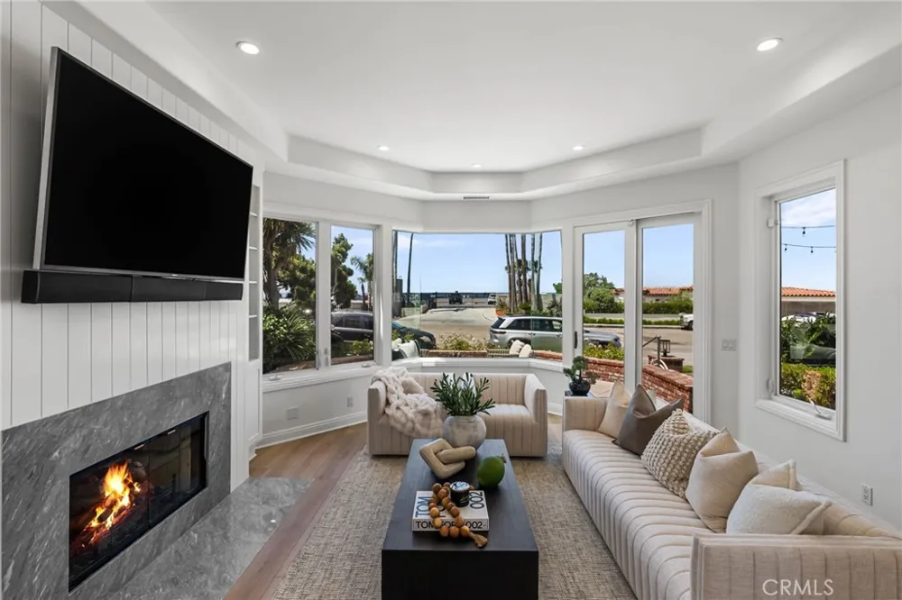 2508 Ocean Boulevard Corona del Mar, CA 92625