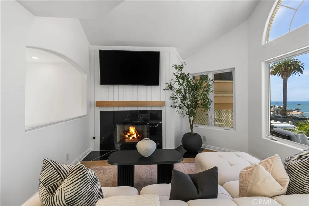 2508 Ocean Boulevard Corona del Mar, CA 92625