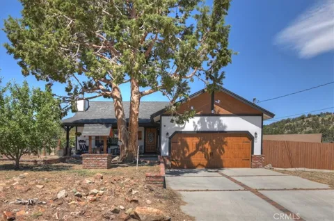 1170 Crestwood