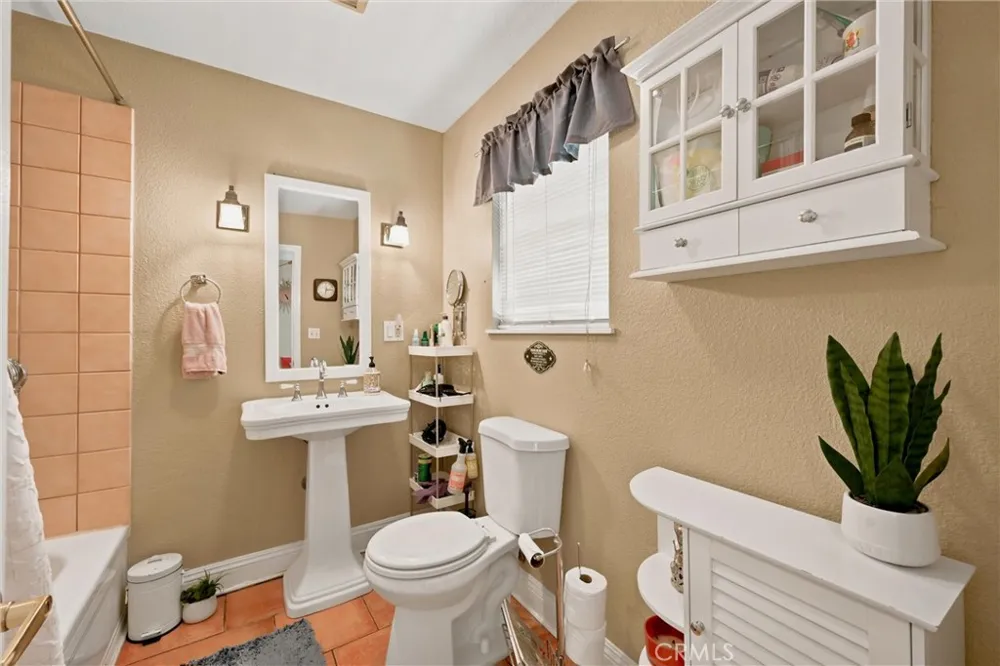 14033 Konocti Street Clearlake, CA 95422