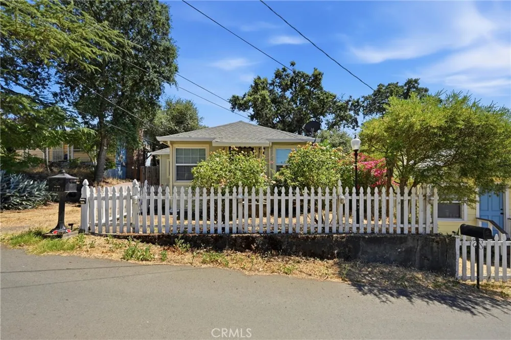 14033 Konocti Street Clearlake, CA 95422