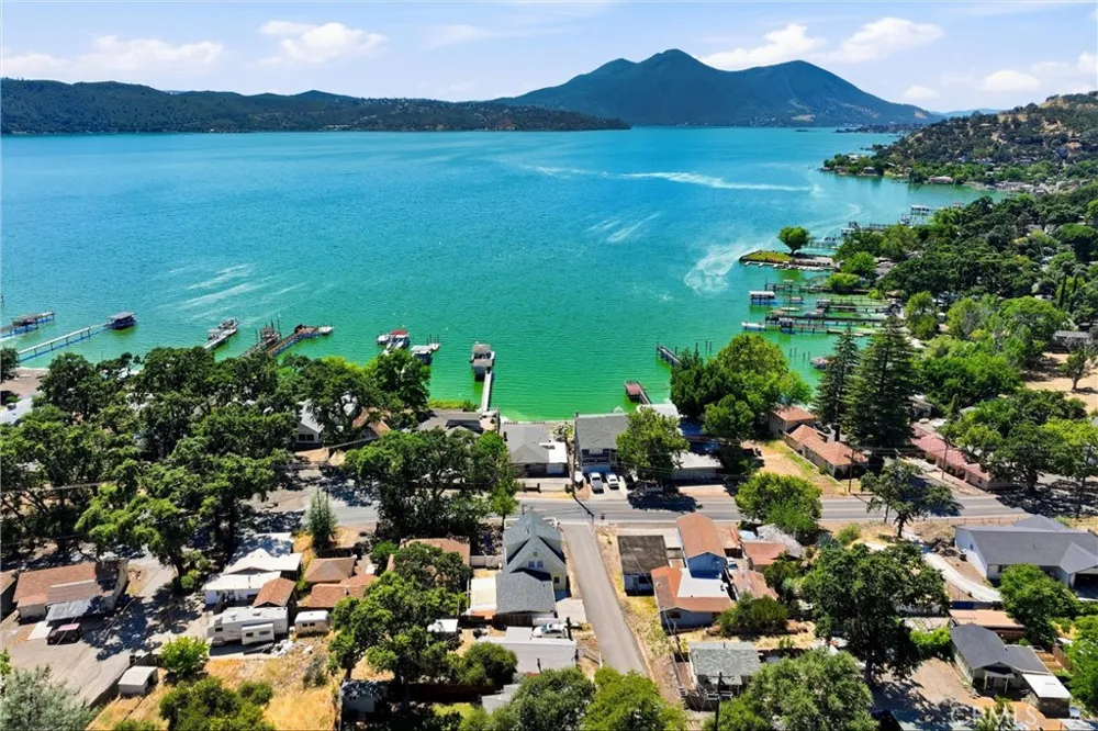 14033 Konocti Street Clearlake, CA 95422