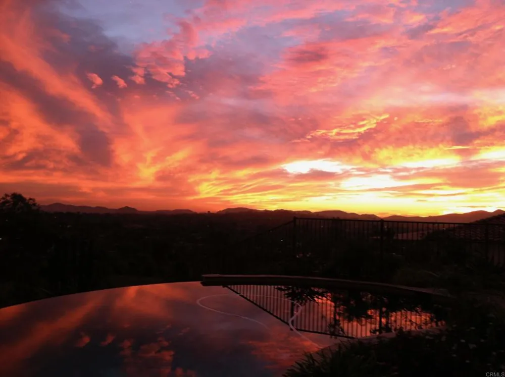 2855 Windstone Glen Escondido, CA 92027