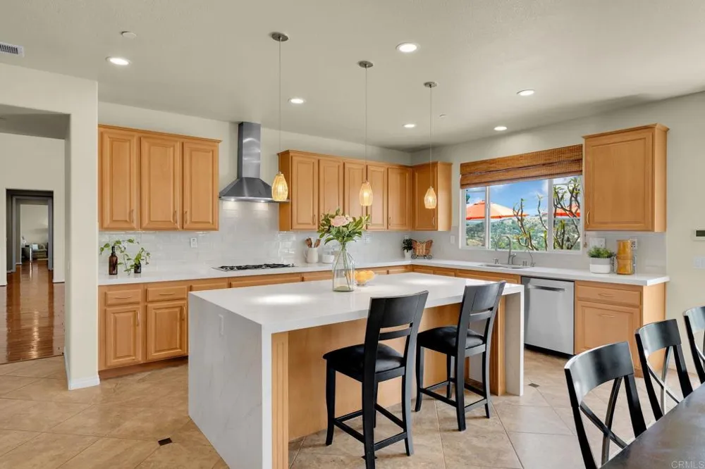 2855 Windstone Glen Escondido, CA 92027