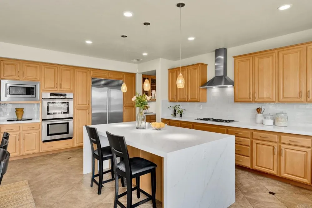 2855 Windstone Glen Escondido, CA 92027