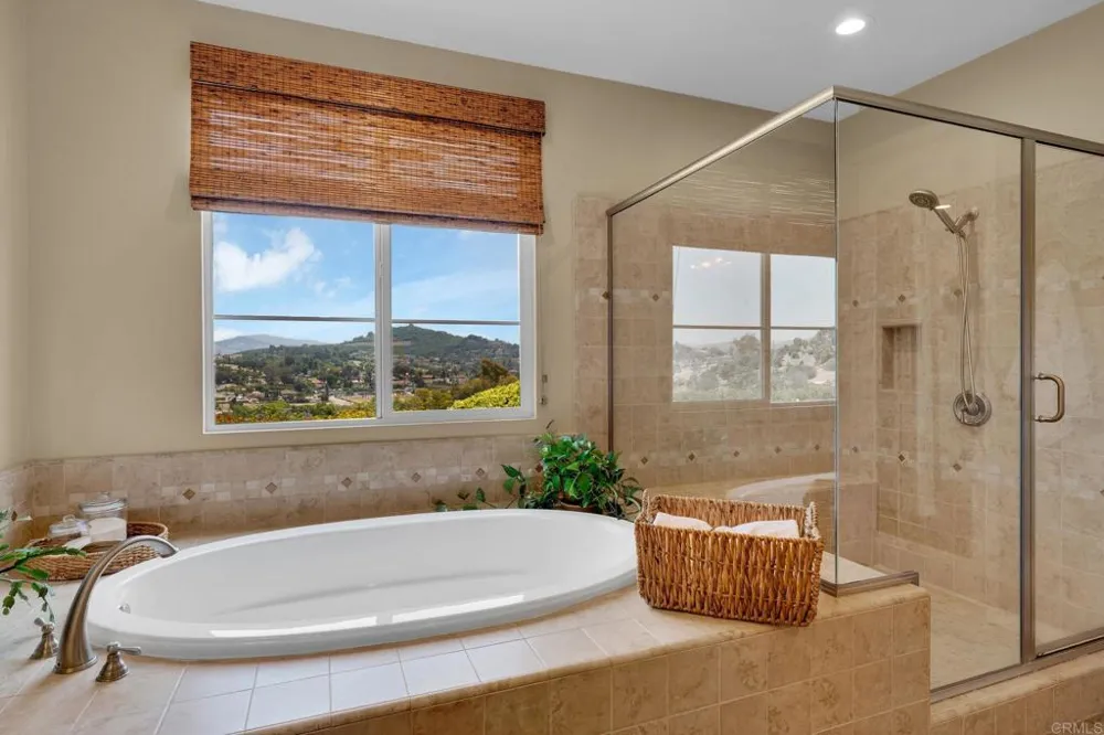 2855 Windstone Glen Escondido, CA 92027