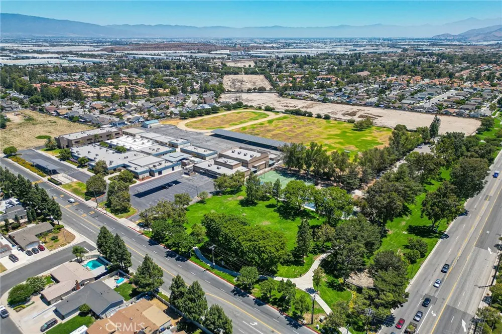 3151 Clover Lane Ontario, CA 91761