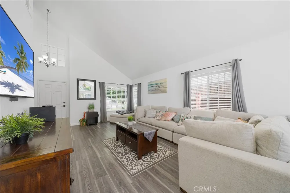 3151 Clover Lane Ontario, CA 91761
