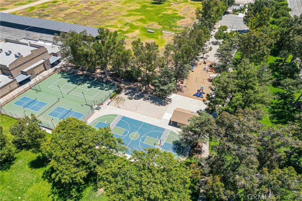 3151 Clover Lane Ontario, CA 91761