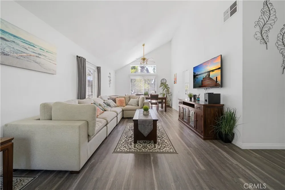 3151 Clover Lane Ontario, CA 91761