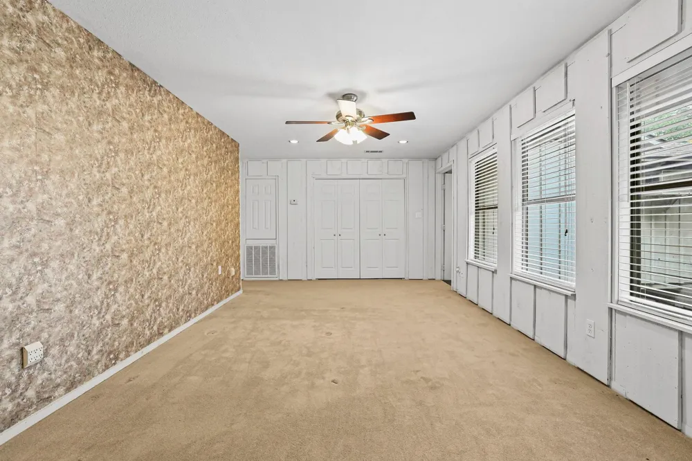 275 Lakecrest Drive Pottsboro, TX 75076