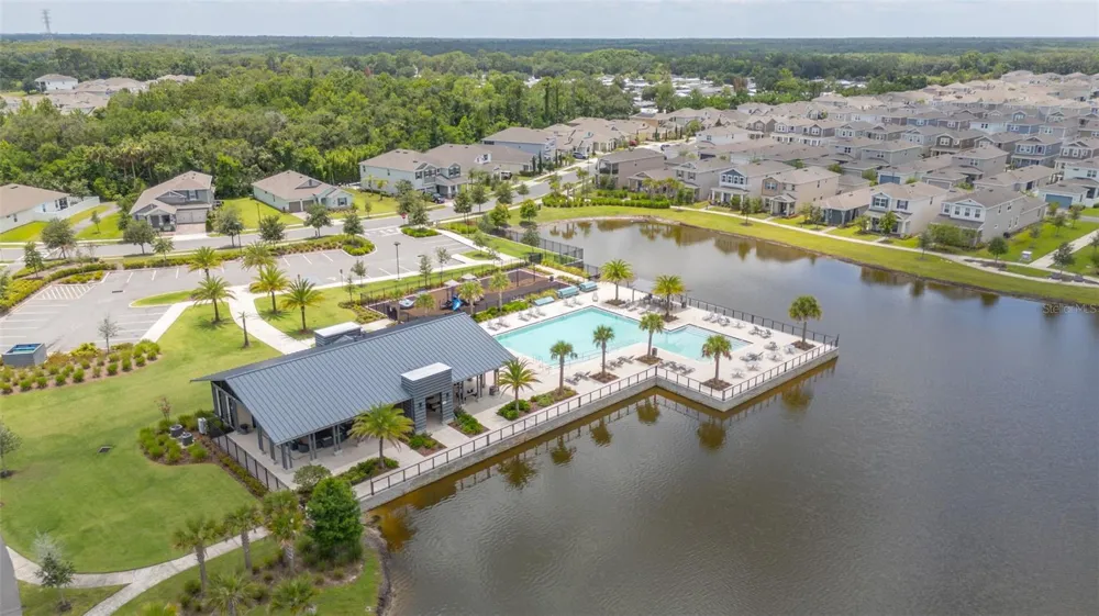 700 ALBYON COURT Debary, FL 32713