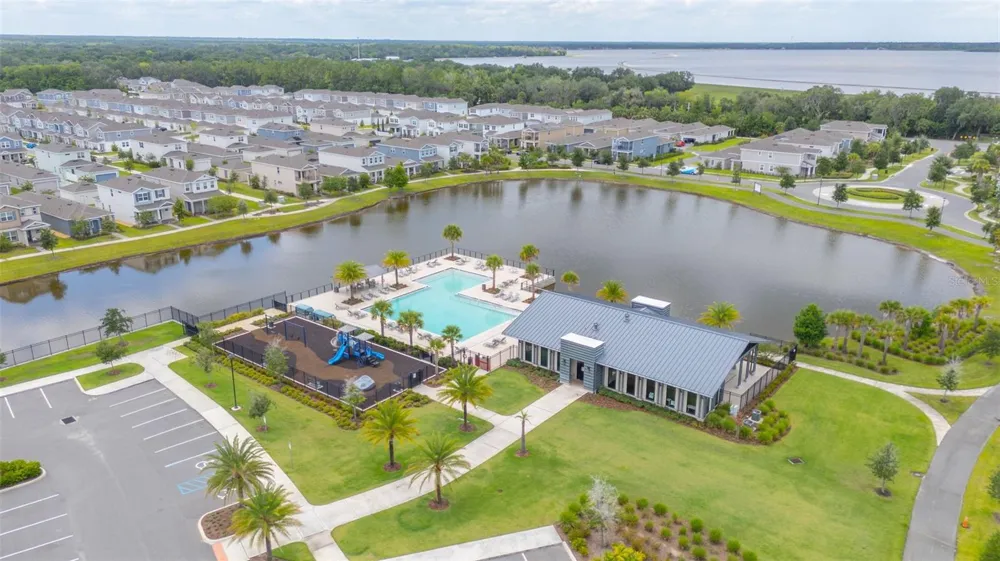 700 ALBYON COURT Debary, FL 32713