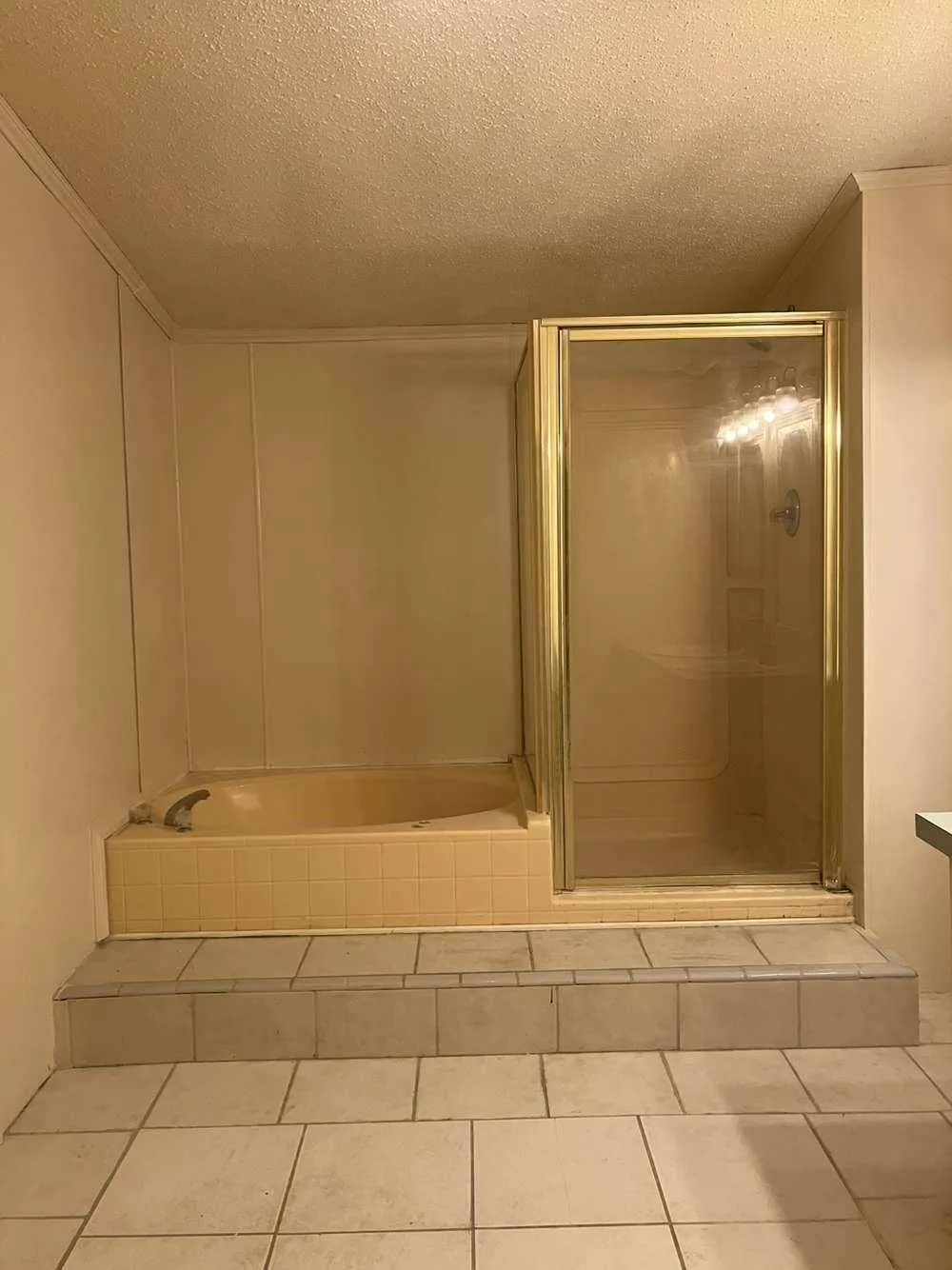 2735 Bobville Road Montgomery, TX 77316