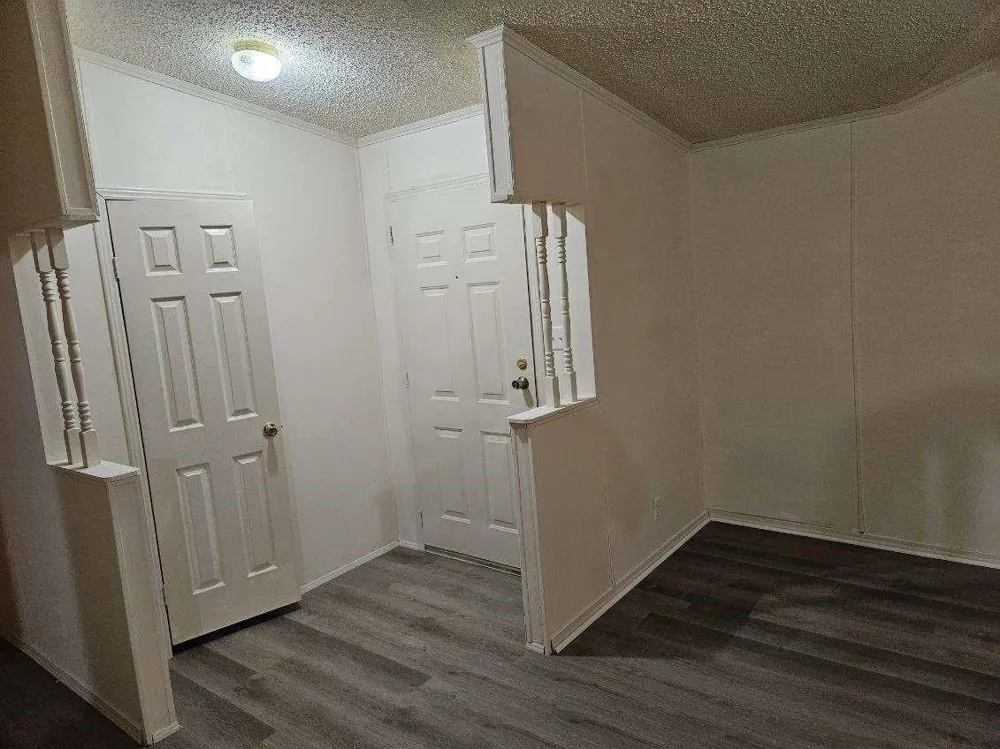 2735 Bobville Road Montgomery, TX 77316