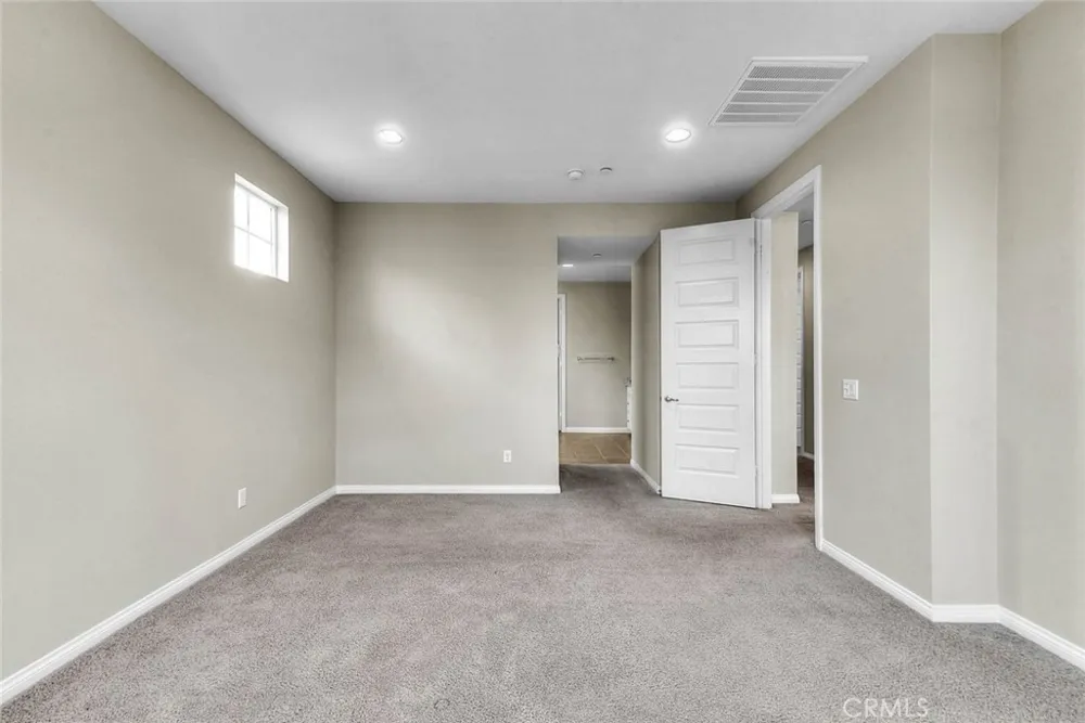 6130 Snapdragon Eastvale, CA 92880