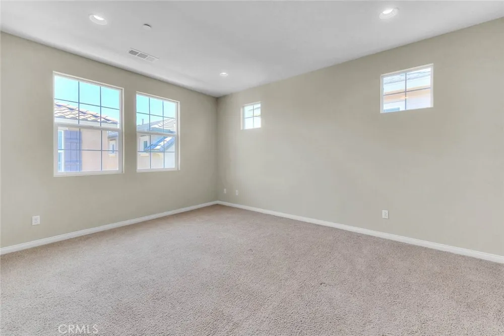 6130 Snapdragon Eastvale, CA 92880