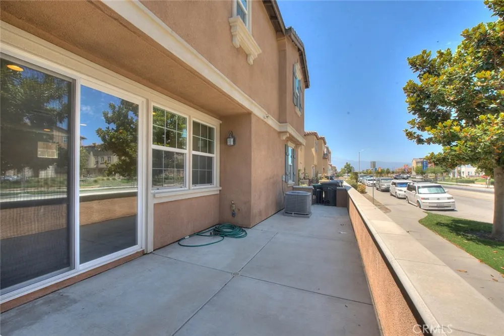 6130 Snapdragon Eastvale, CA 92880