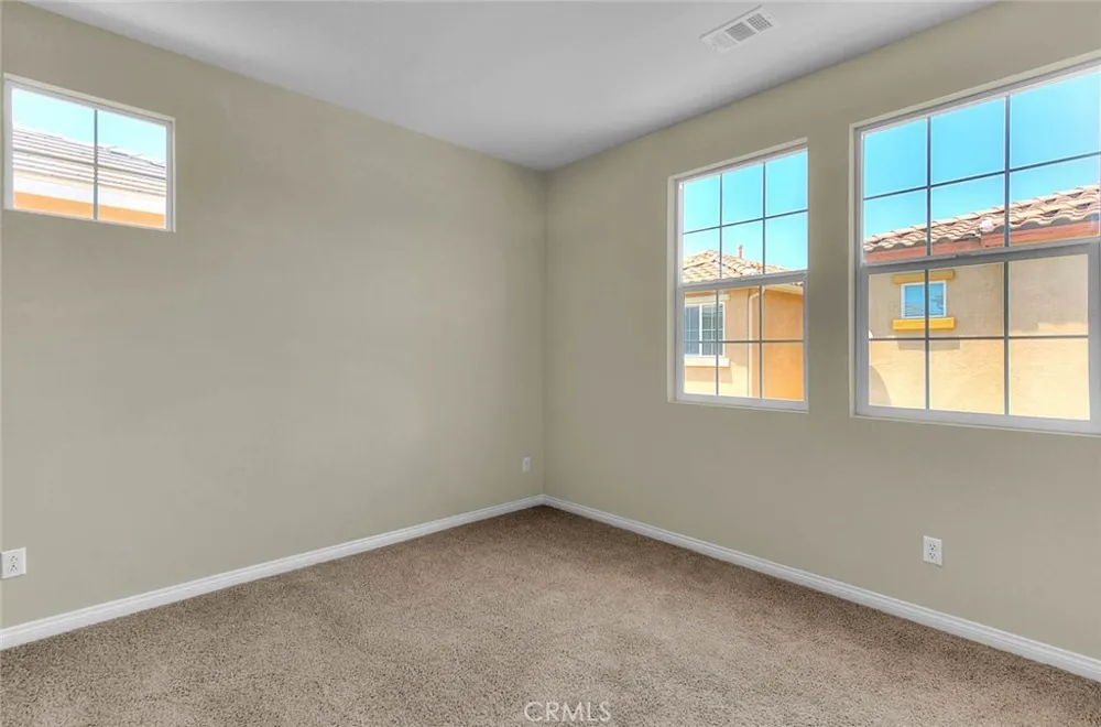 6130 Snapdragon Eastvale, CA 92880