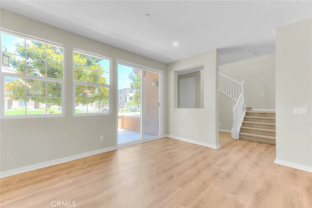 6130 Snapdragon Eastvale, CA 92880