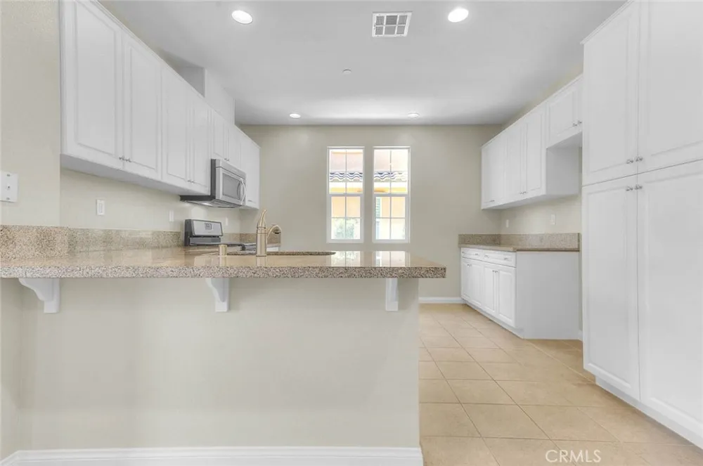 6130 Snapdragon Eastvale, CA 92880