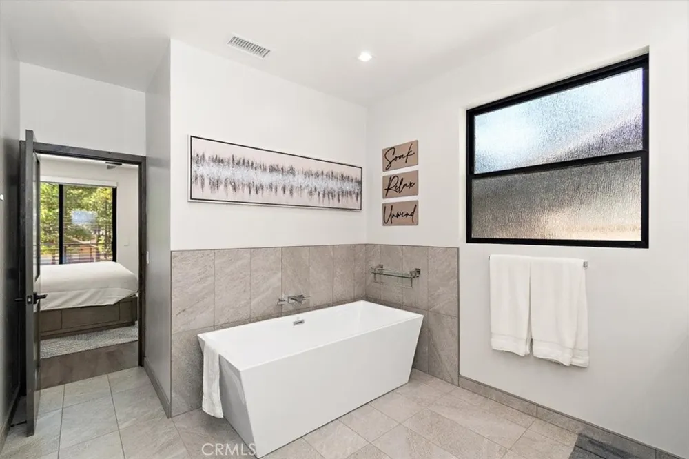 679 Summit Boulevard Big Bear, CA 92315