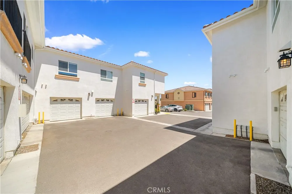 16425 Arrow Blvd #1715 Fontana, CA 92335