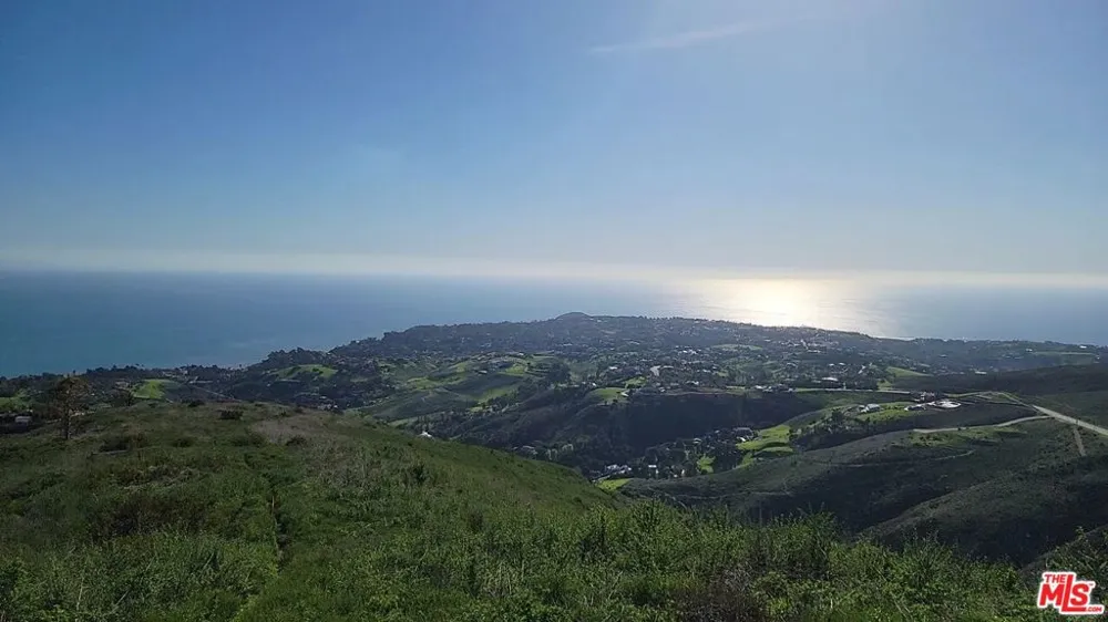 1 Murphy Way Malibu, CA 90265