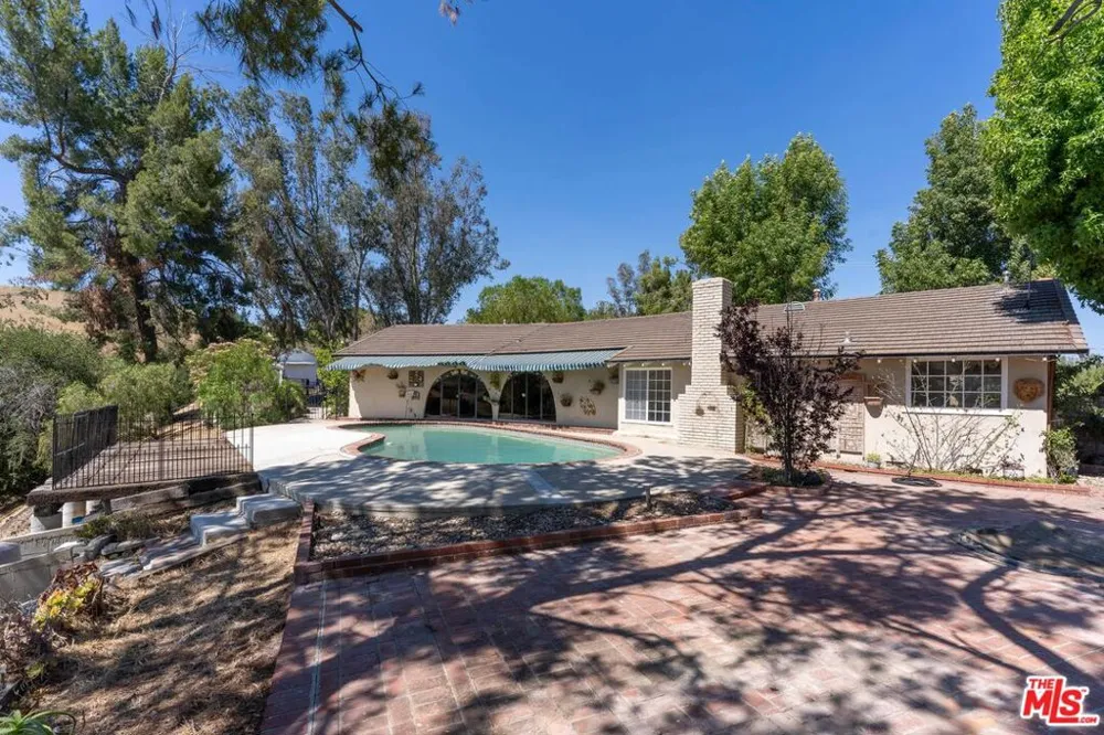 24962 Eldorado Meadow Road Hidden Hills, CA 91302