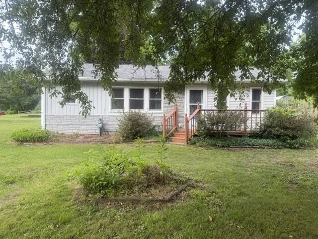 202 S Clay Street Newaygo, MI 49337