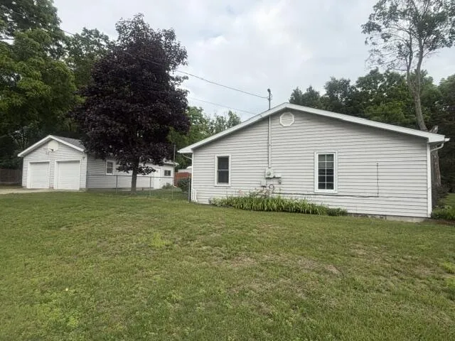 202 S Clay Street Newaygo, MI 49337
