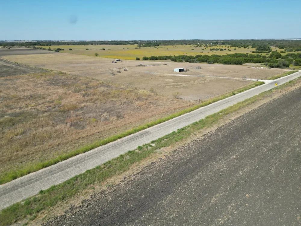 3809 County Road 384 Bartlett, TX 76511