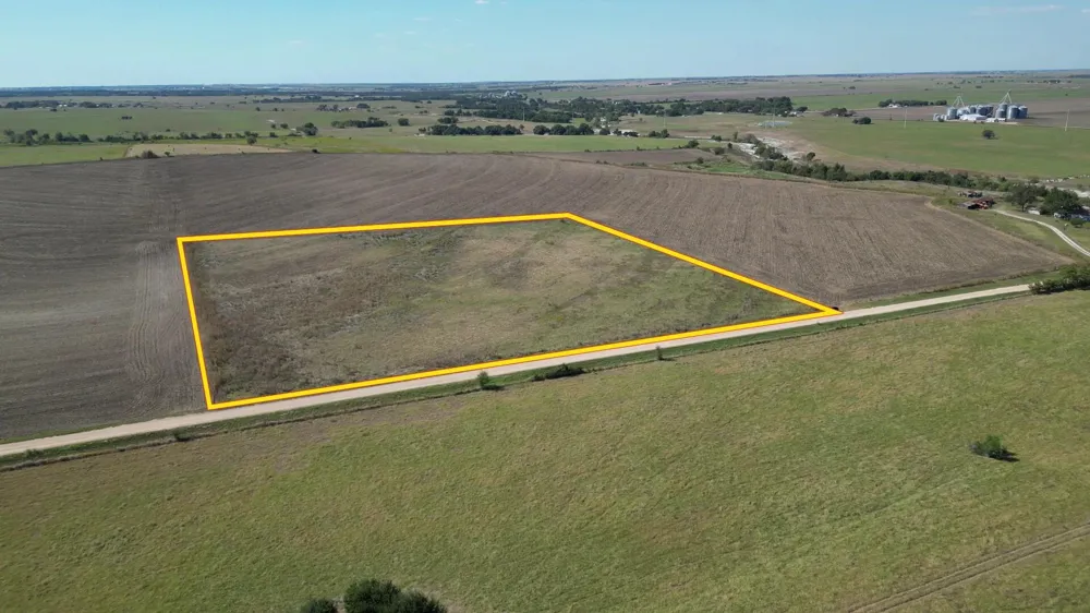 3809 County Road 384 Bartlett, TX 76511