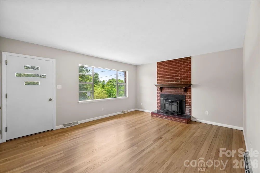 309 Oak Hill Road Candler, NC 28715