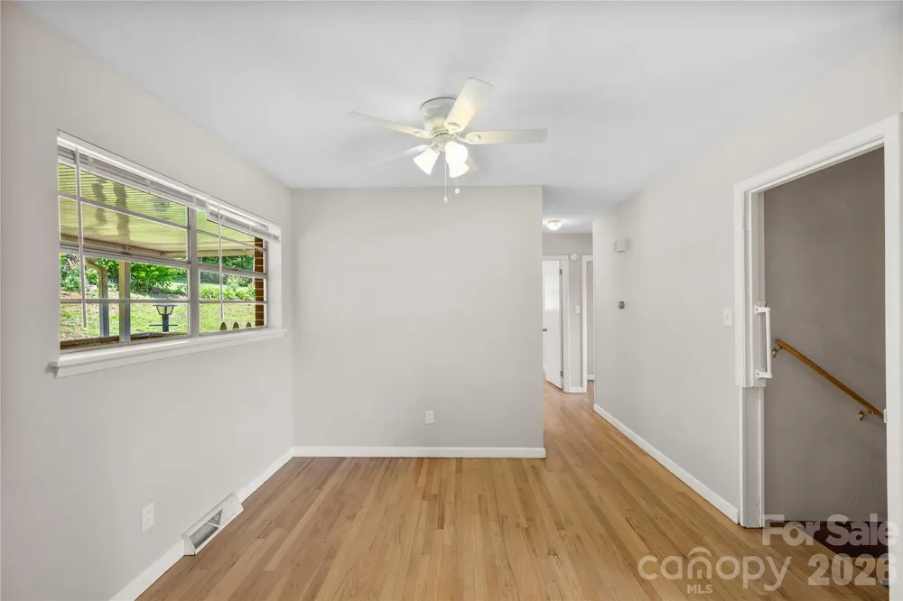 309 Oak Hill Road Candler, NC 28715
