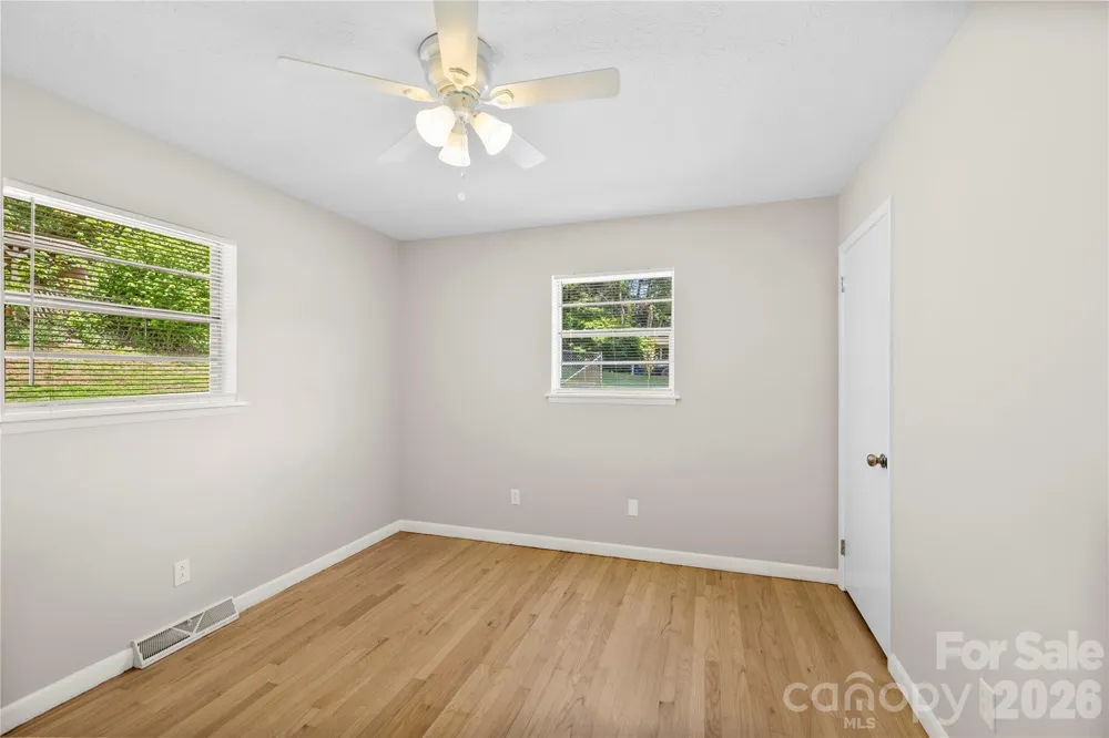 309 Oak Hill Road Candler, NC 28715
