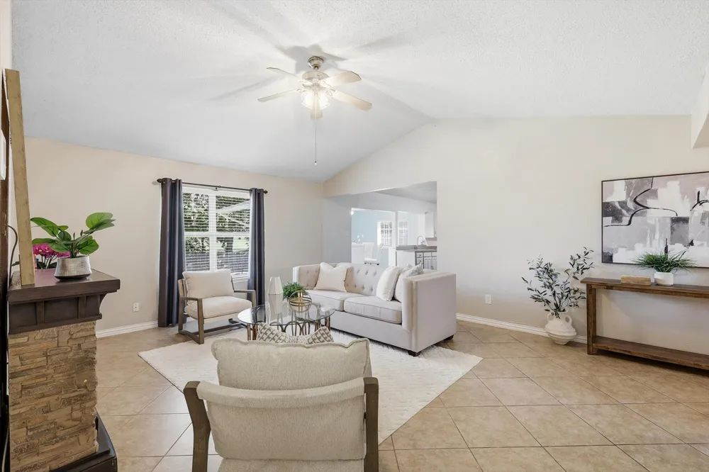 2304 Greenwood Circle Carrollton, TX 75006
