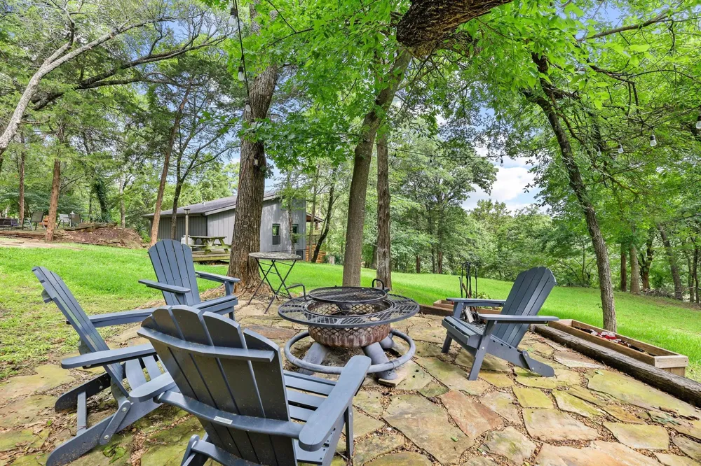 61 Windsor Drive Pottsboro, TX 75076