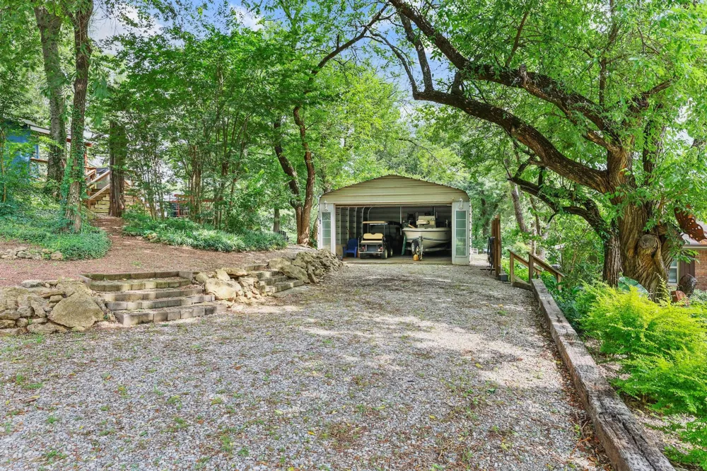61 Windsor Drive Pottsboro, TX 75076