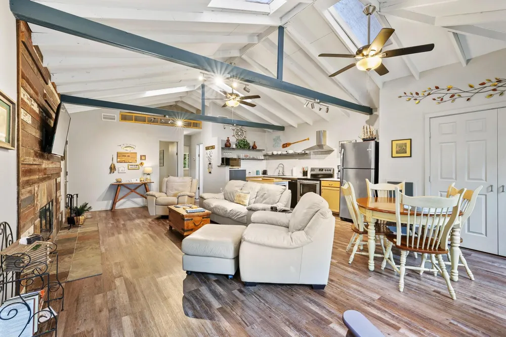 61 Windsor Drive Pottsboro, TX 75076