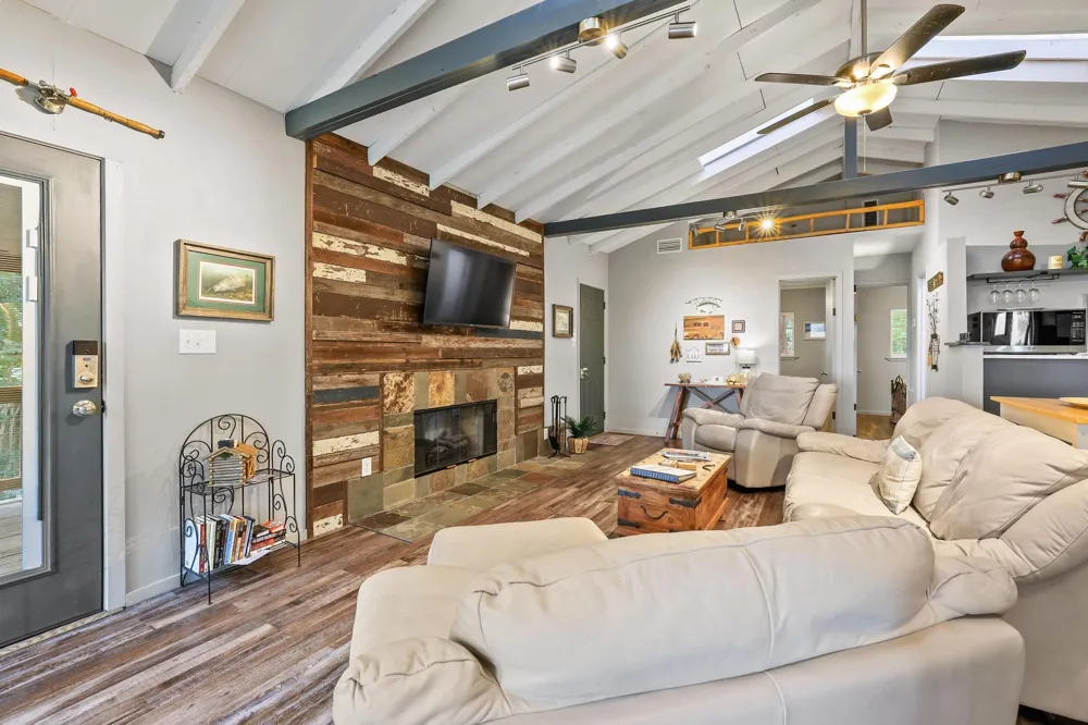 61 Windsor Drive Pottsboro, TX 75076