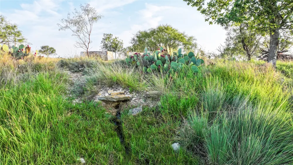 2562 County Road 2315 Lampasas, TX 76550