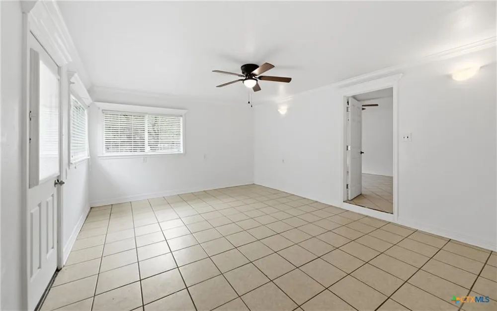 2597 Danforth Lane Ingleside, TX 78362